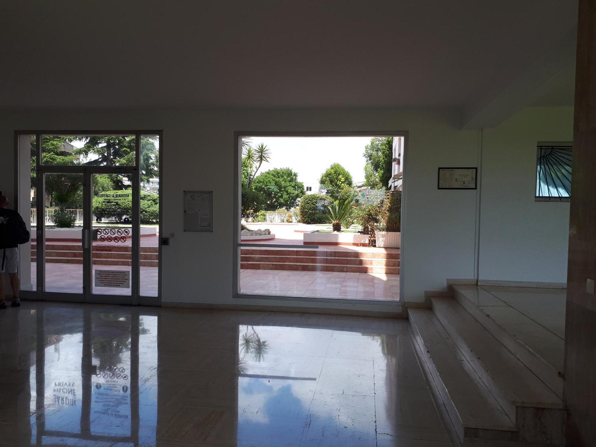Apartamento Bord De Saint-Laurent-du-Var